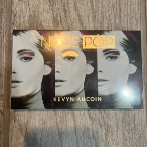 Kevyn Aucoin Nude Pop Eyeshadow palette.
